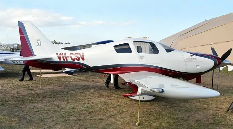 Cessna 400